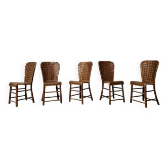 Rare série de 5 chaises en châtaignier