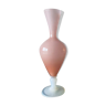 Vase ancien en opaline rose