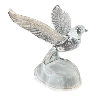 Crystal paperweight "the flight of the bird"