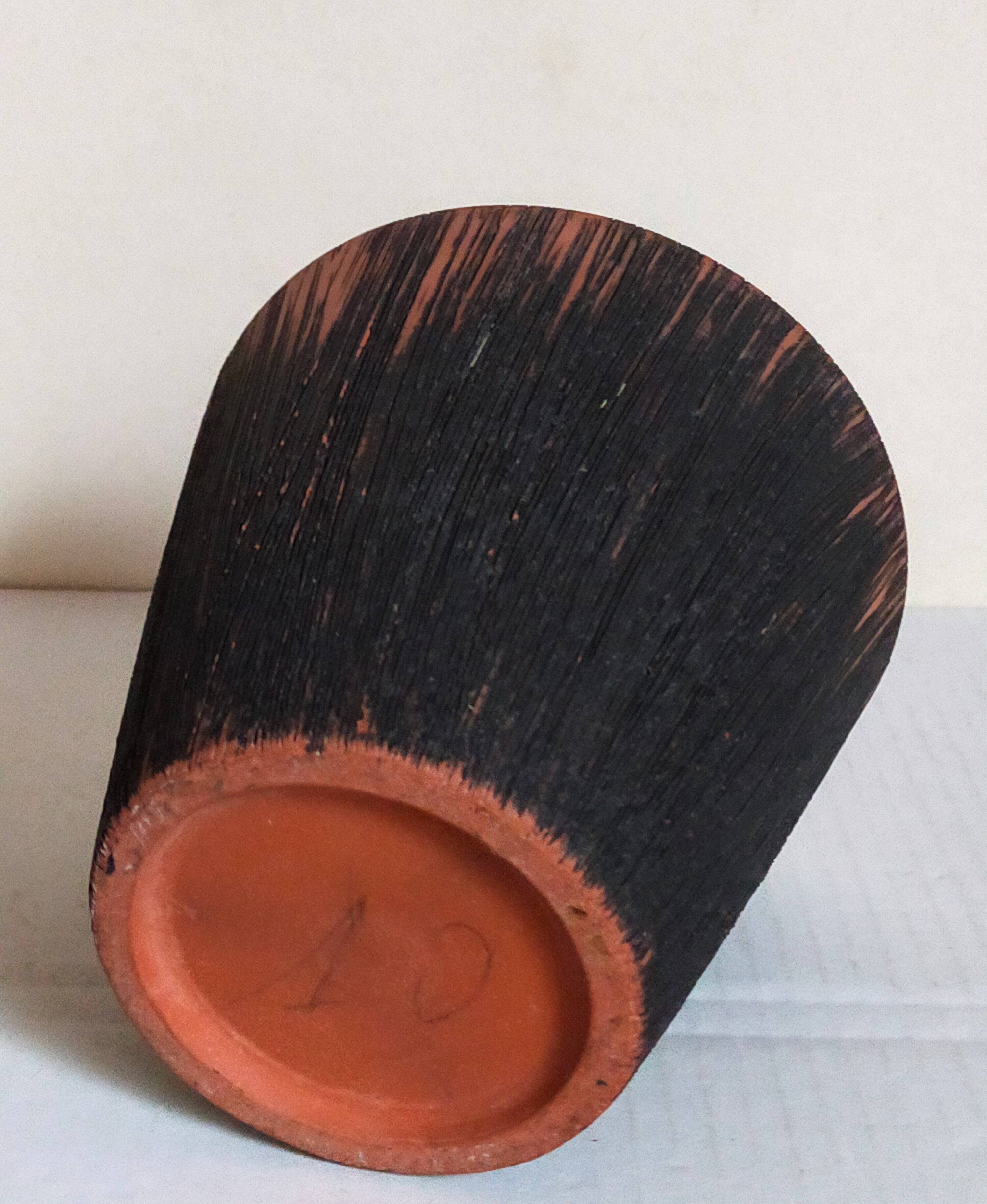 Enameled earthenware pot from the 1950s