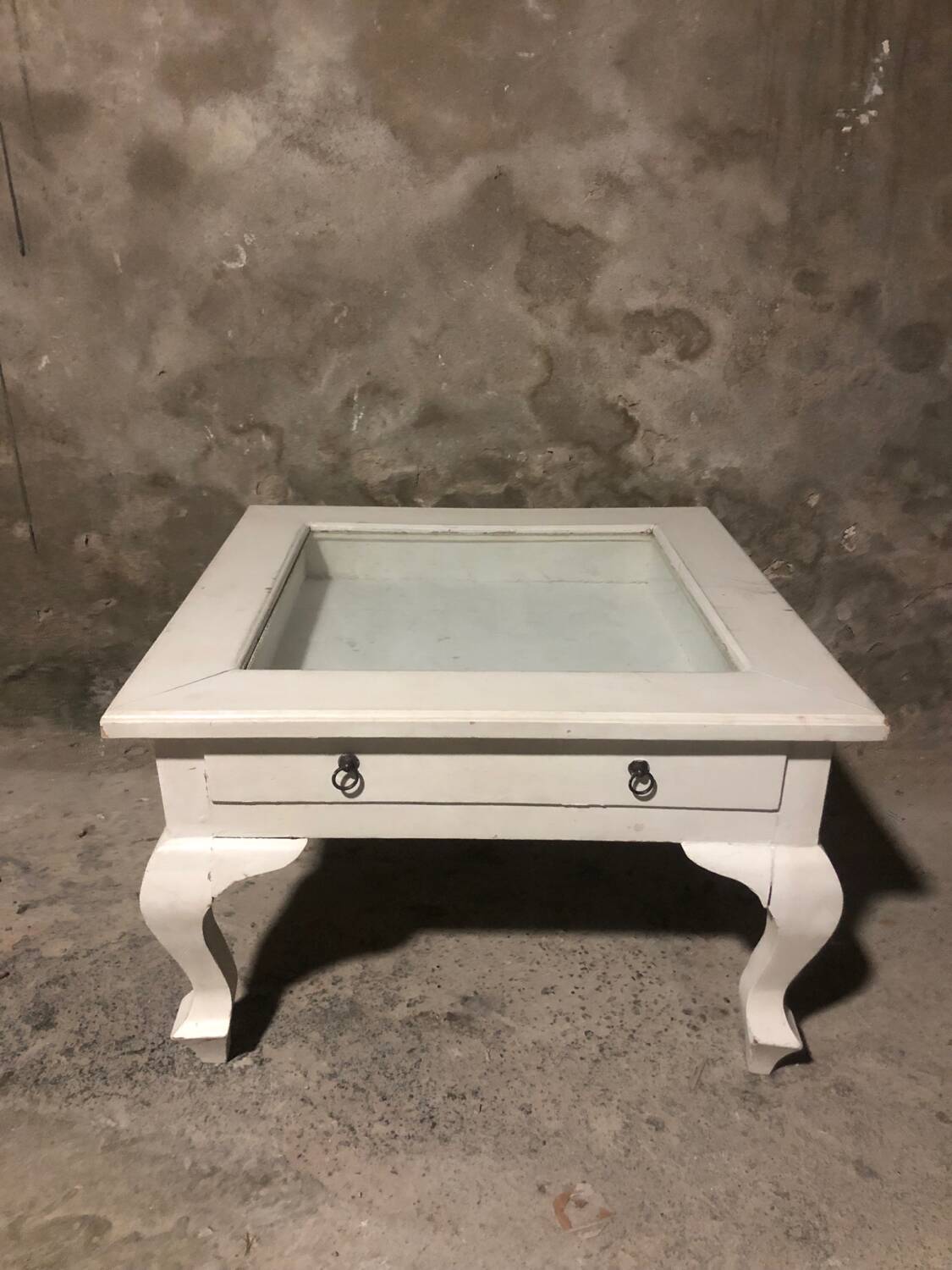 Colonial garden furniture