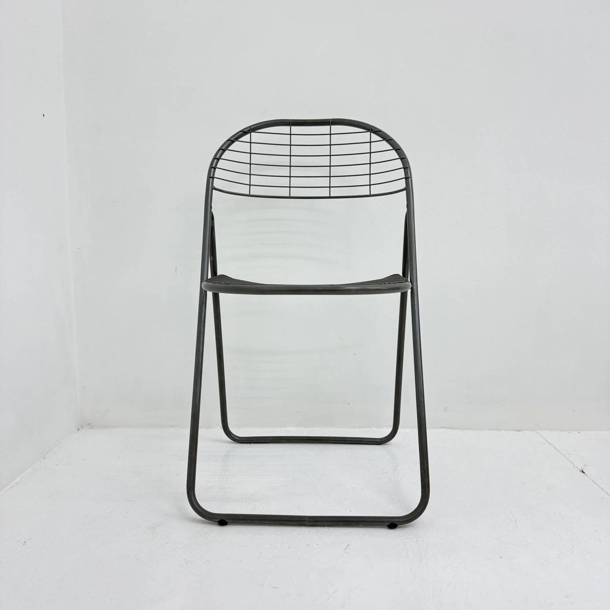 Niels Gammelgaard for Ikea grey wire metal folding chair, 1970s