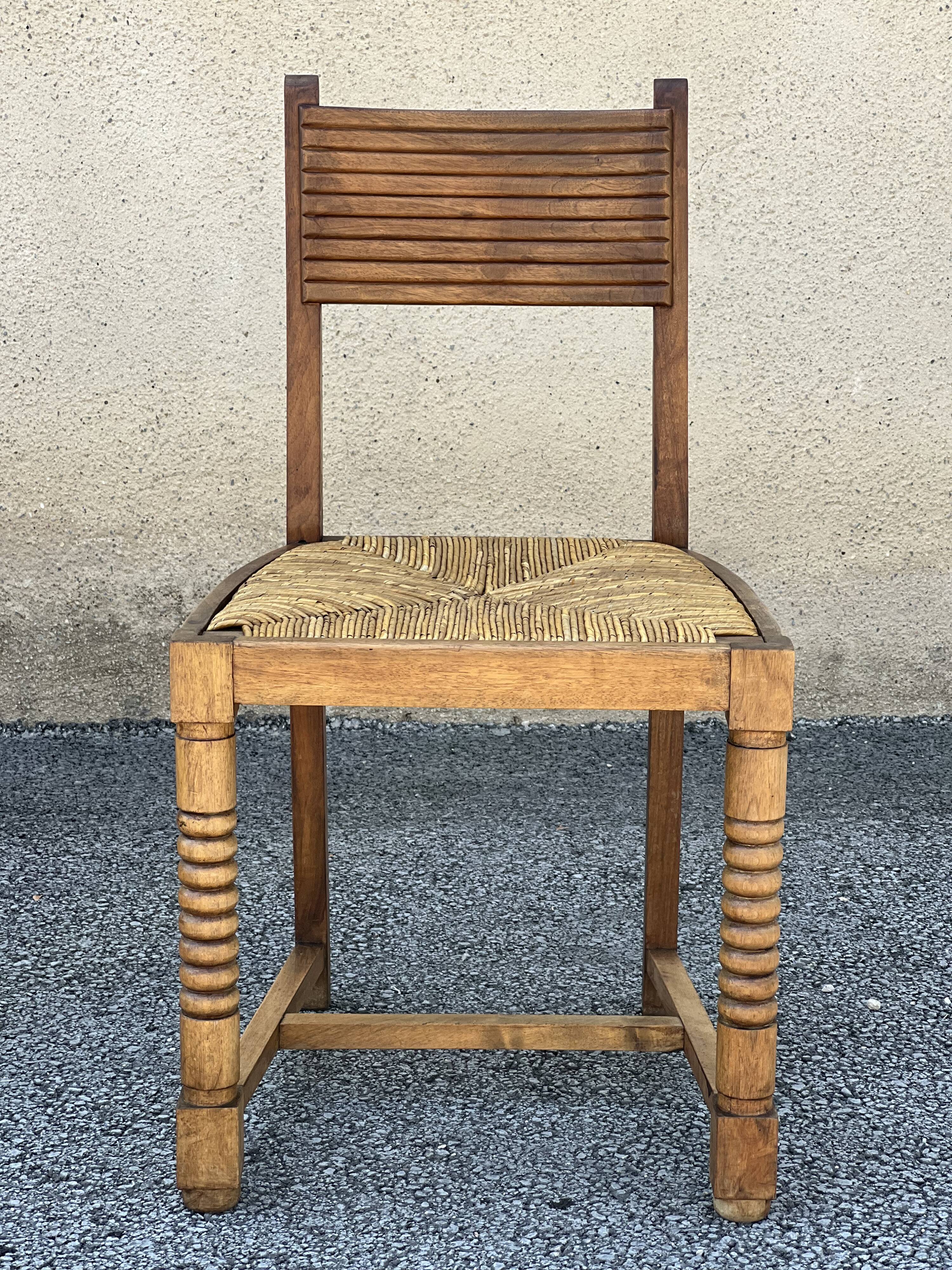 Set of 4 neo-Basque chairs in turned walnut