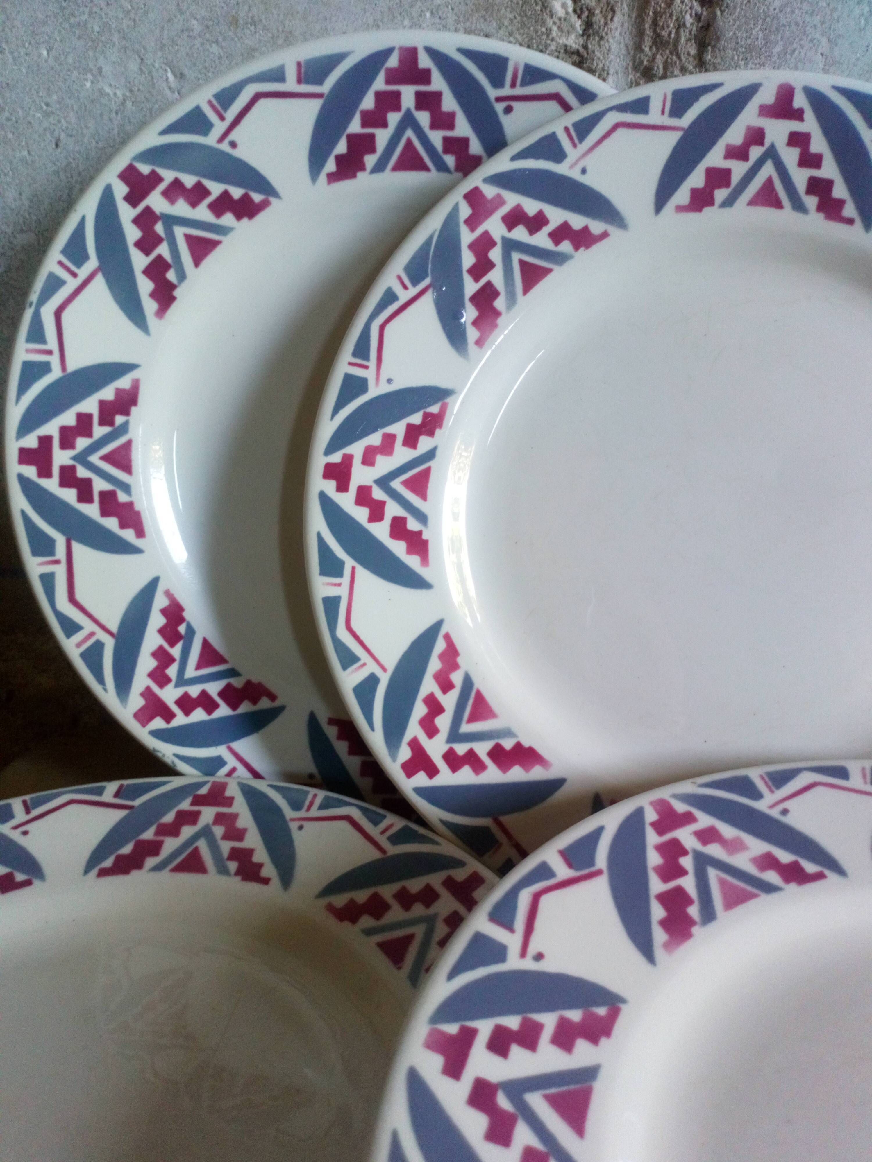 Six dessert plates in Saint-Amand service "Toulouse"