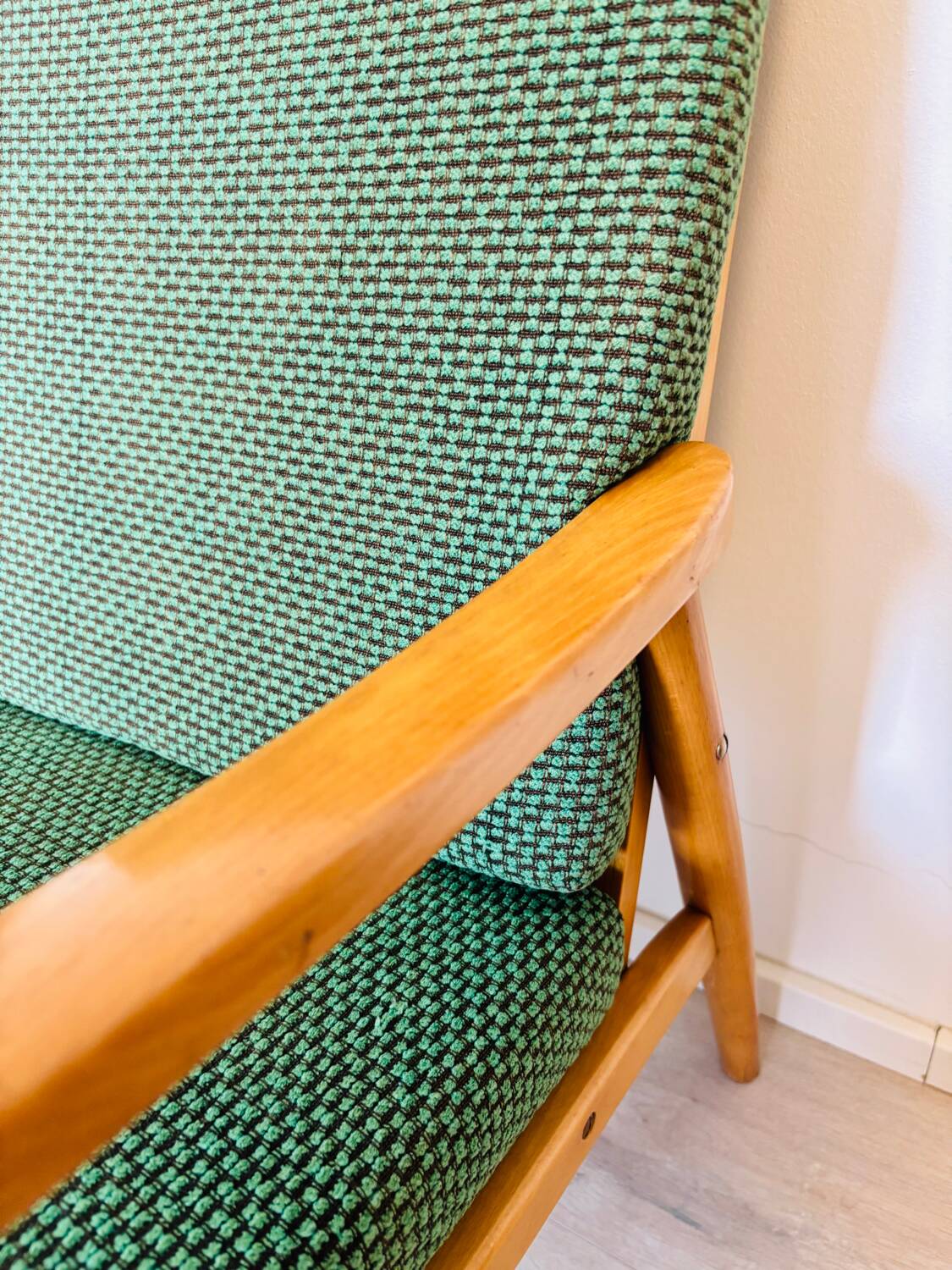Fauteuil de salon vintage de Tchécoslovaquie des années 1960