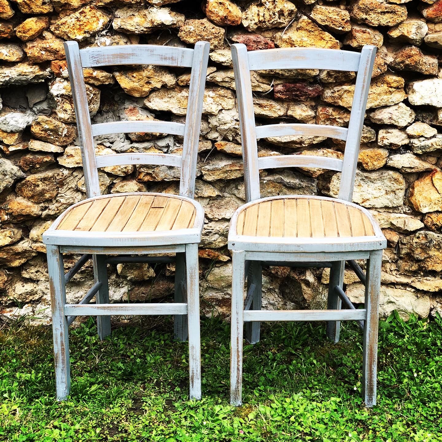 Set of 5 wooden bistro chairs 40 years redesigned