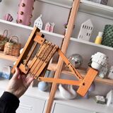 Extendable wooden wall lamp