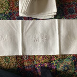 4 napkins with cotton monogram