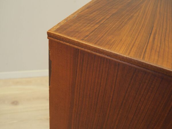 Commode en noyer, design danois, années 1970, fabrication : Danemark