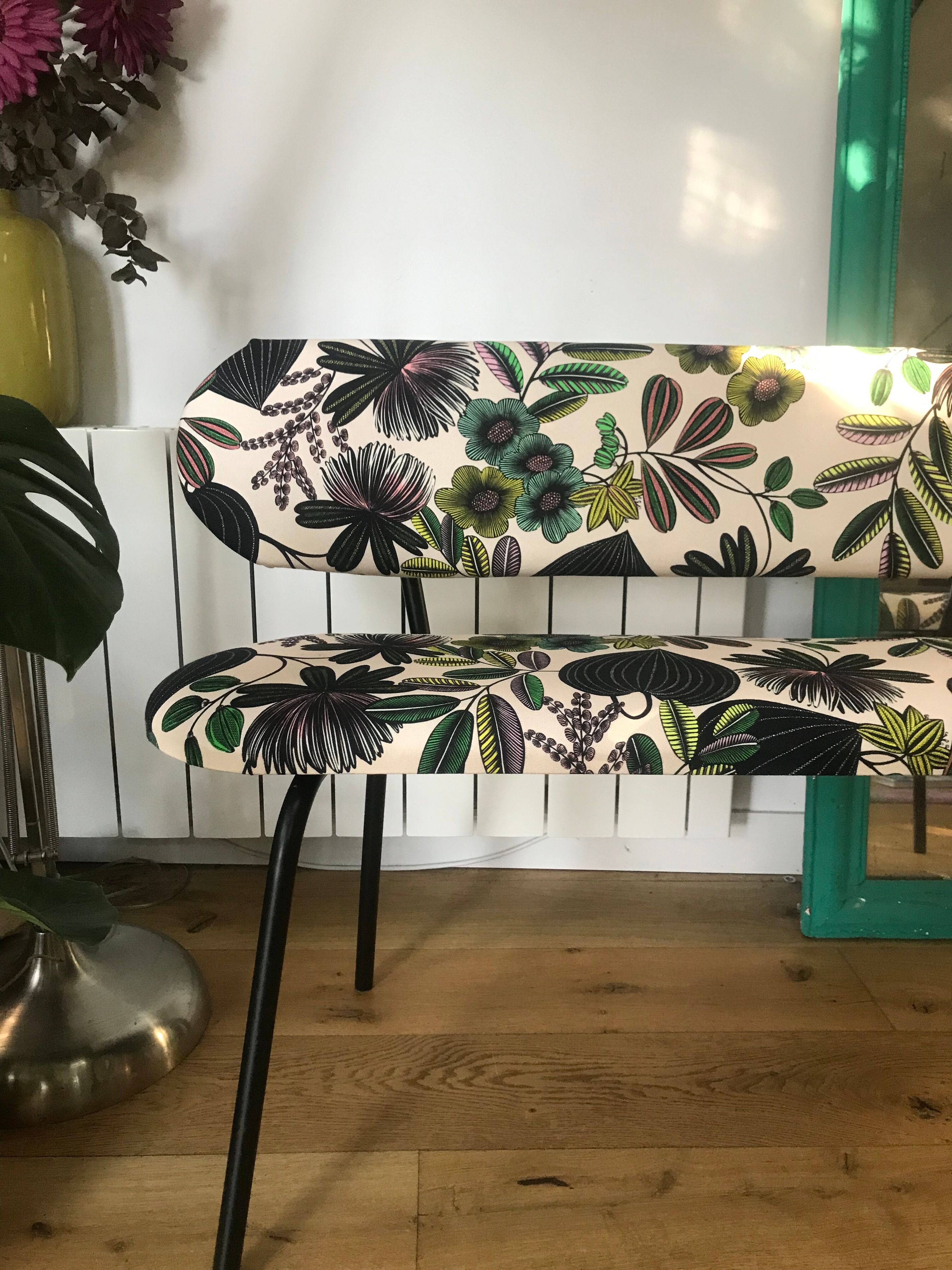 Bench upholstered floral fabric