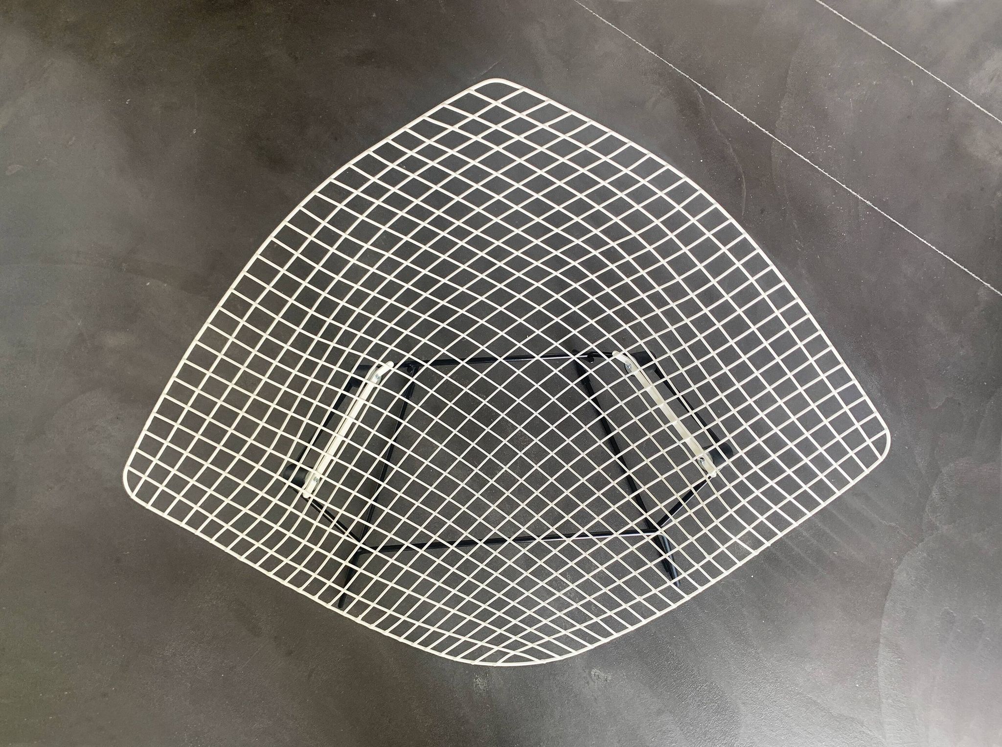 Big Diamond armchair, Harry Bertoia for Knoll International, 1950s-60s, restored