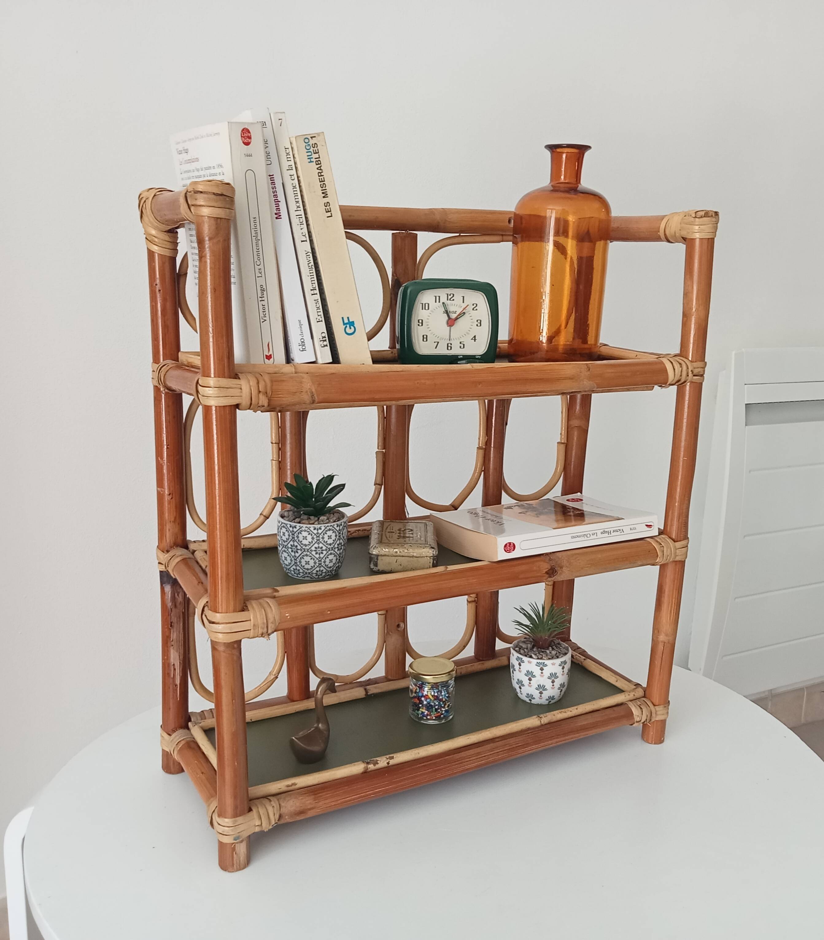 Vintage wall shelf in bamboo and rattan 70s/80s