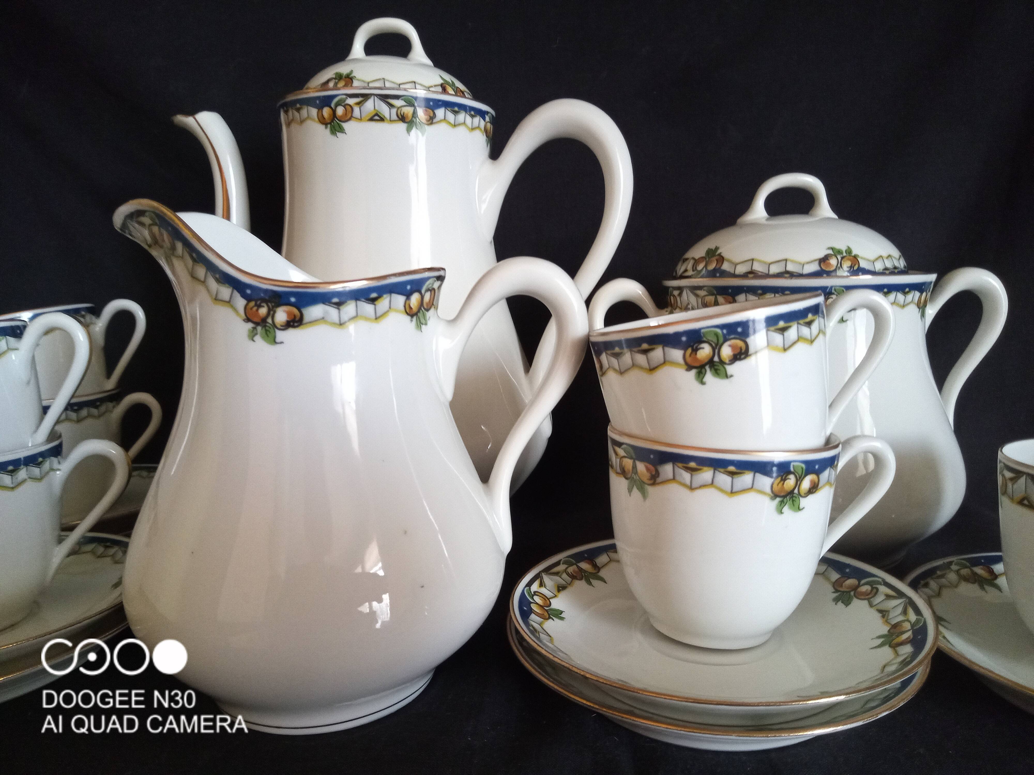 Limoges, Jean Boyer - Art Deco service for 7 people. 1920-1934