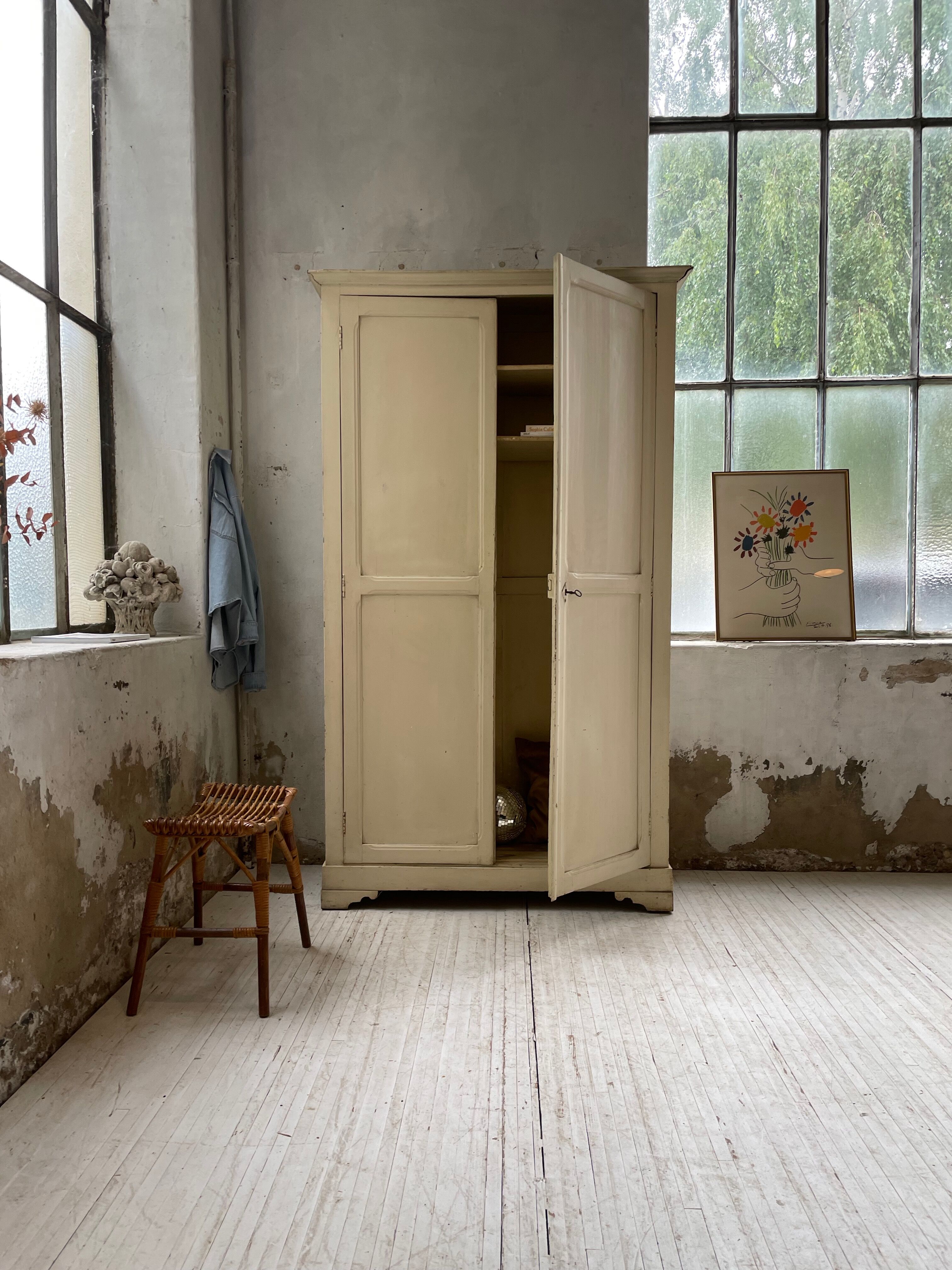 Yellow cupboard