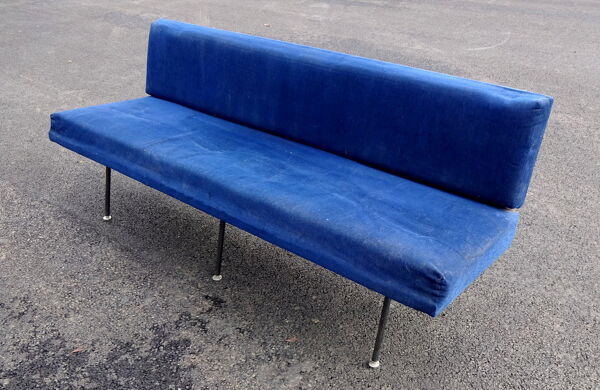 Banquette par Florence Knoll modèle 32 éditée par Knoll International