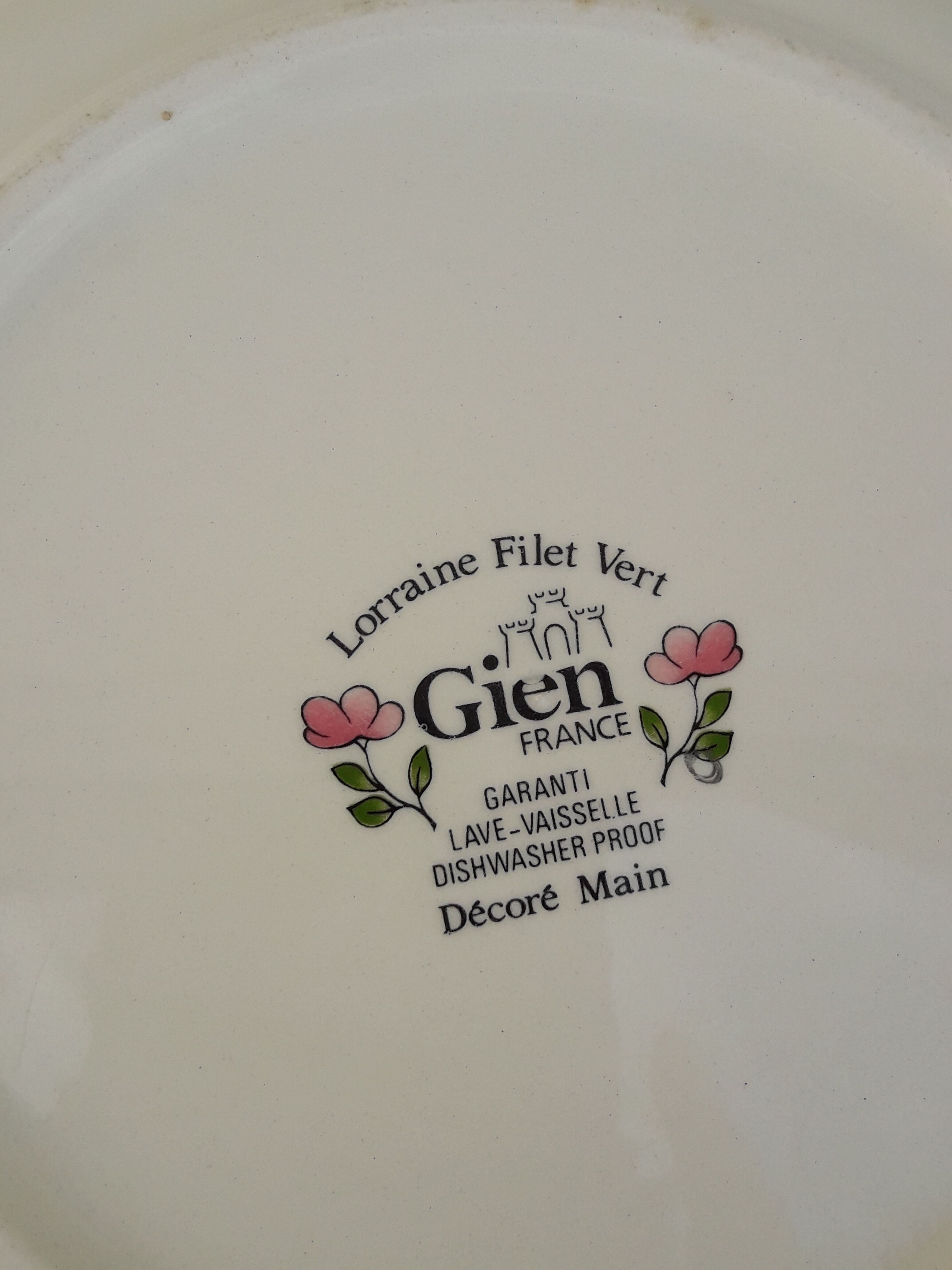 Gien model Lorraine green mesh diam 24.5 cm