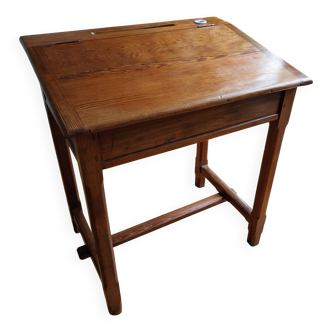 Bureau d'écolier en pitchpin