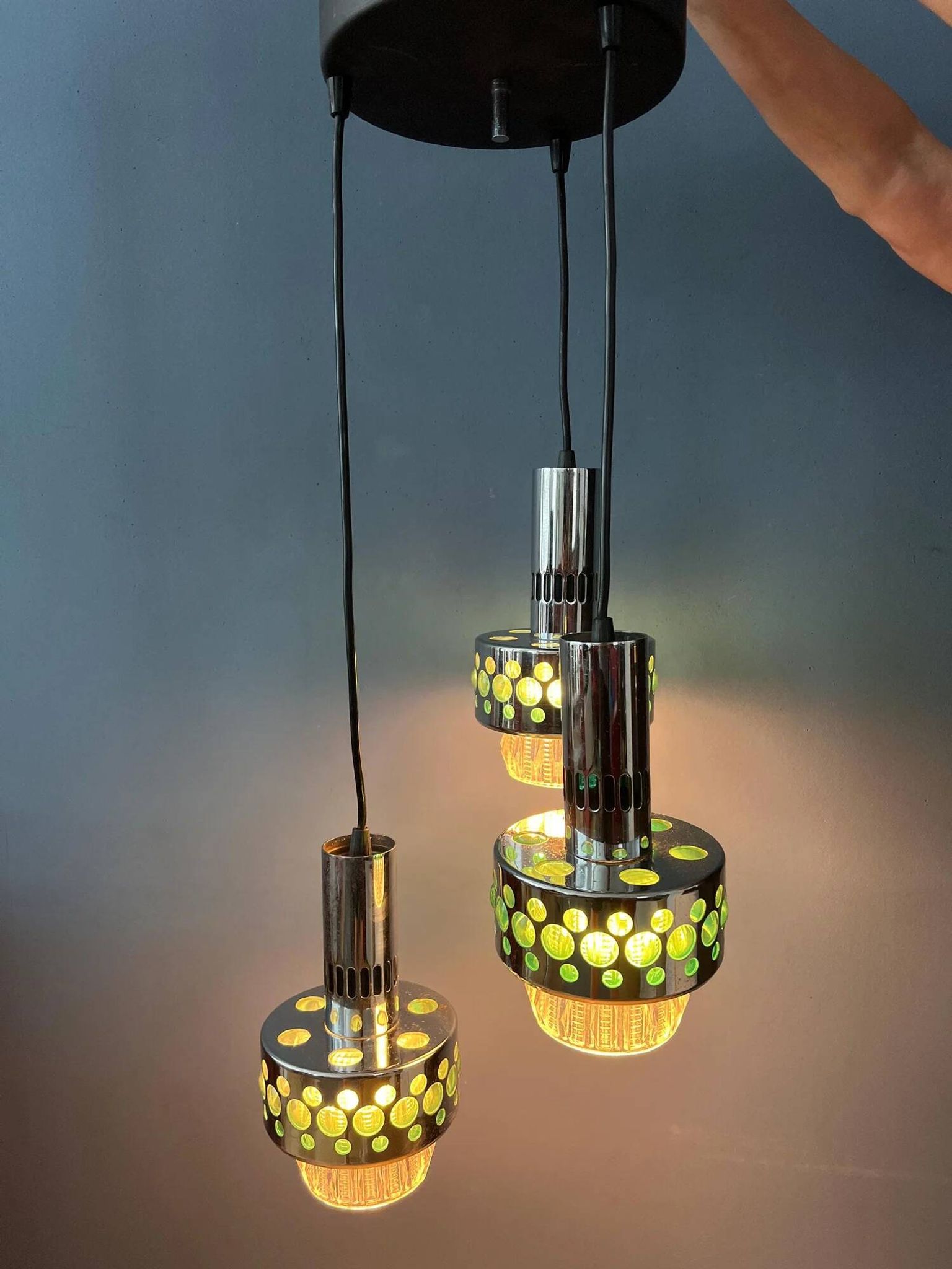 Vintage space age massive green waterfall pendant light