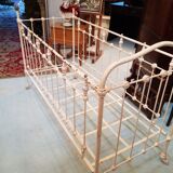 Old baby cot