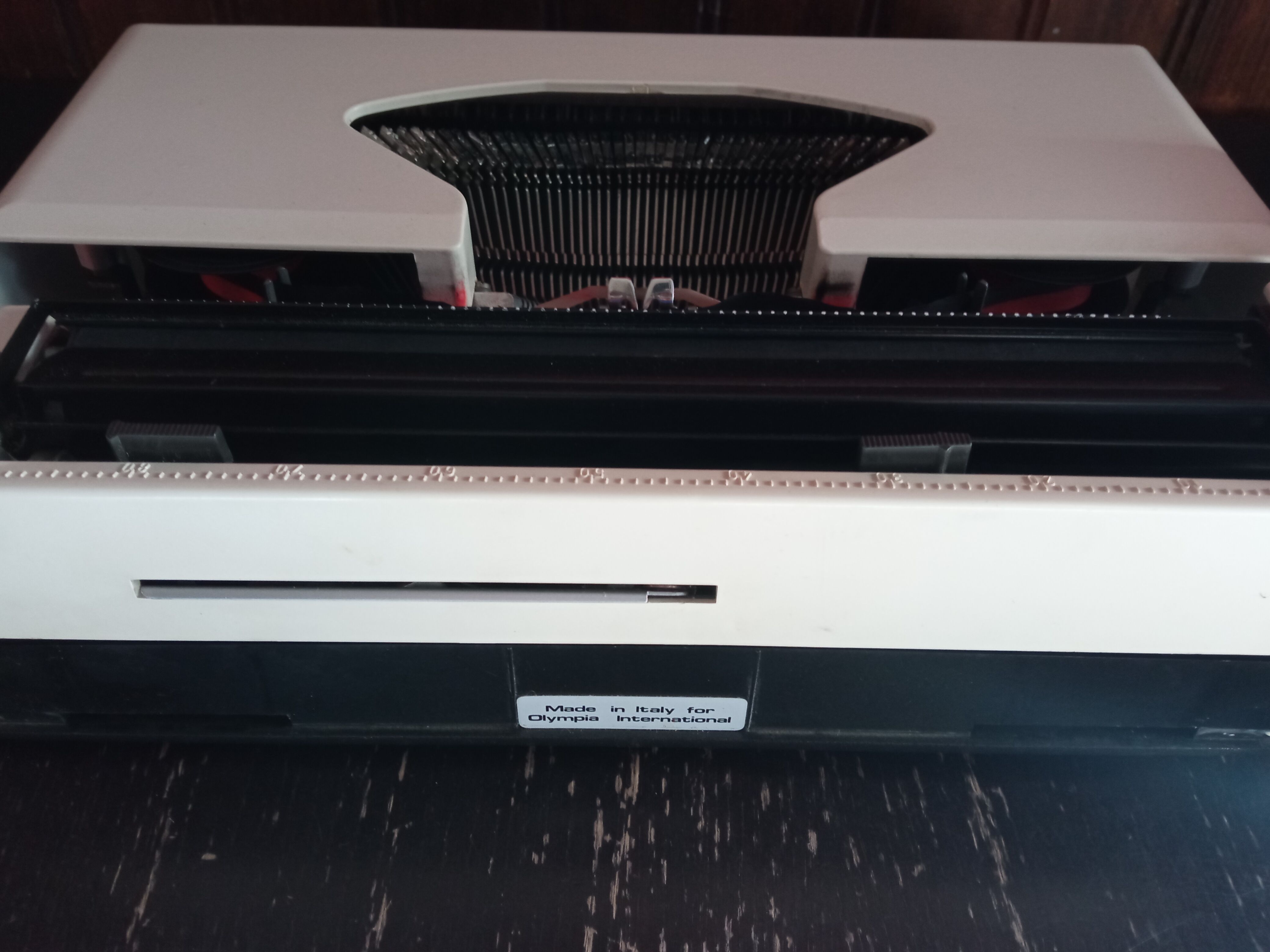 Olympia Luxury Olympiette Typewriter