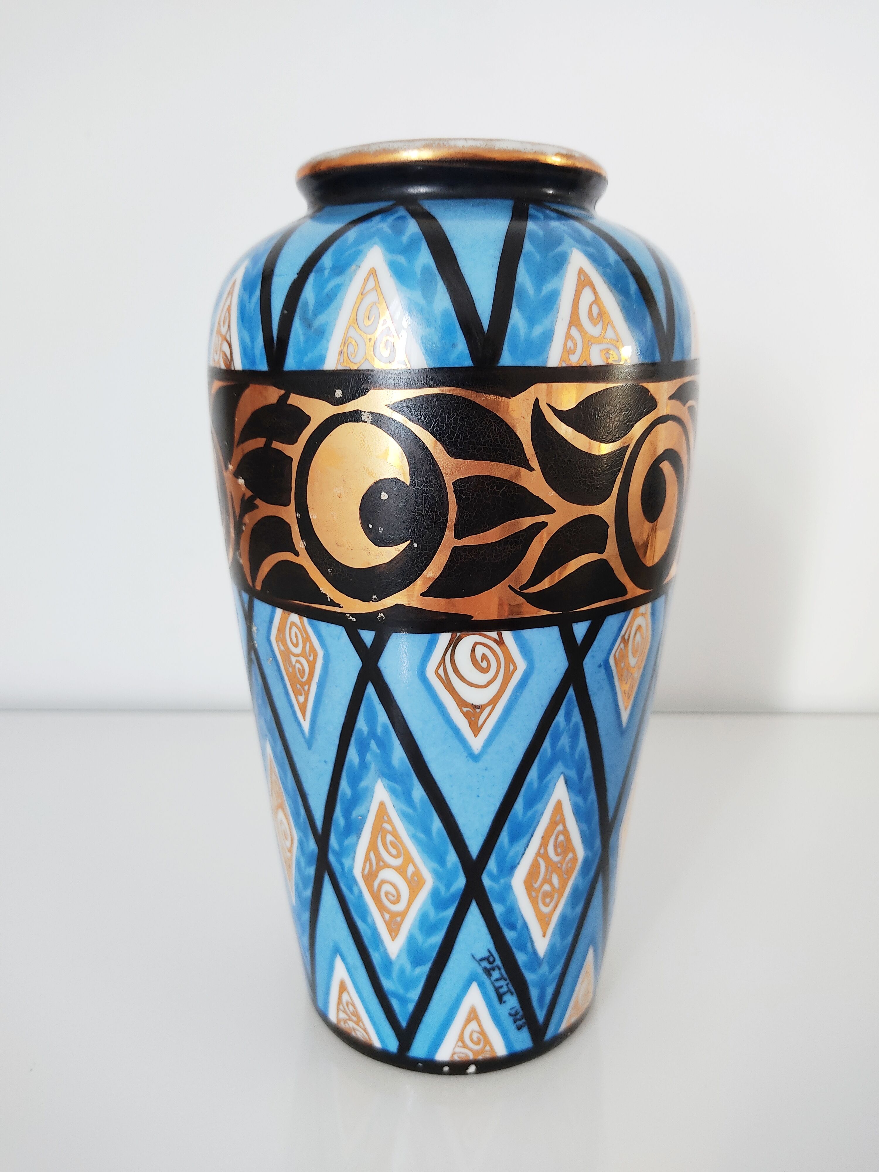 Art Deco vase signed Petit 1928
