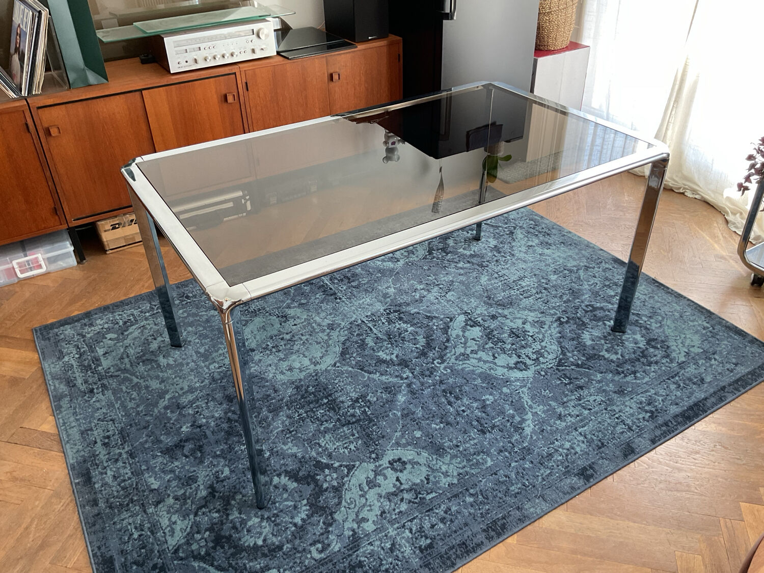 Table à manger chromée design et production par Fratelli Orsenigo