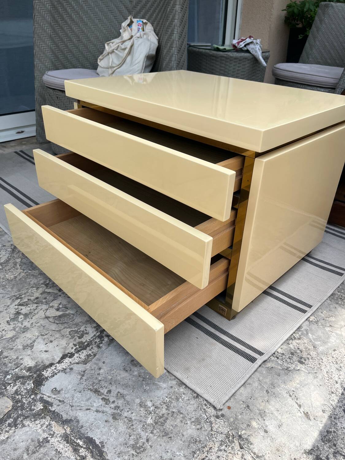 Vintage Bedside Table Jean-Claude Mahey - Beige Lacquer & Brass (Year)