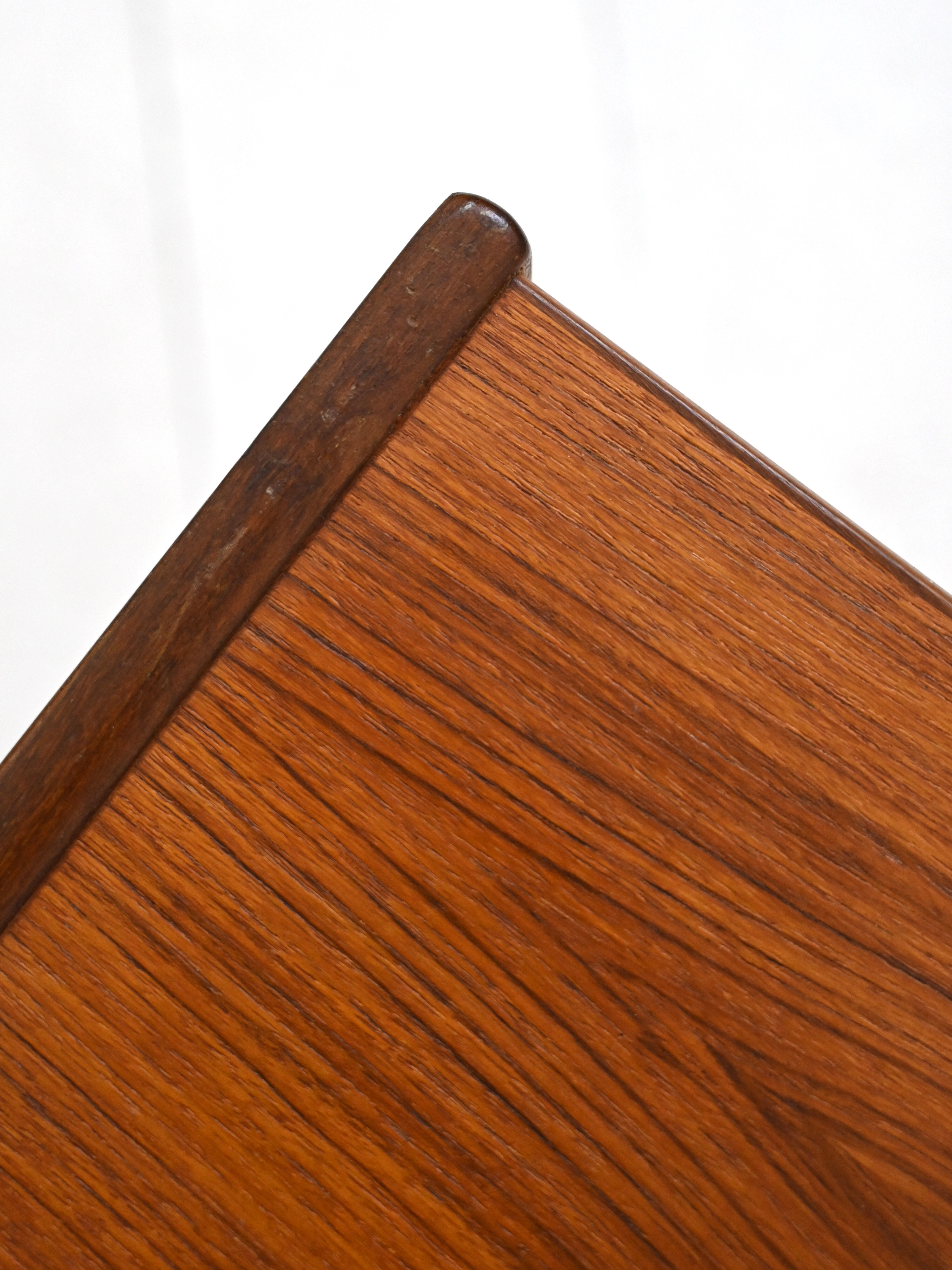 Vintage chest of drawers / Scandinavian nightstand