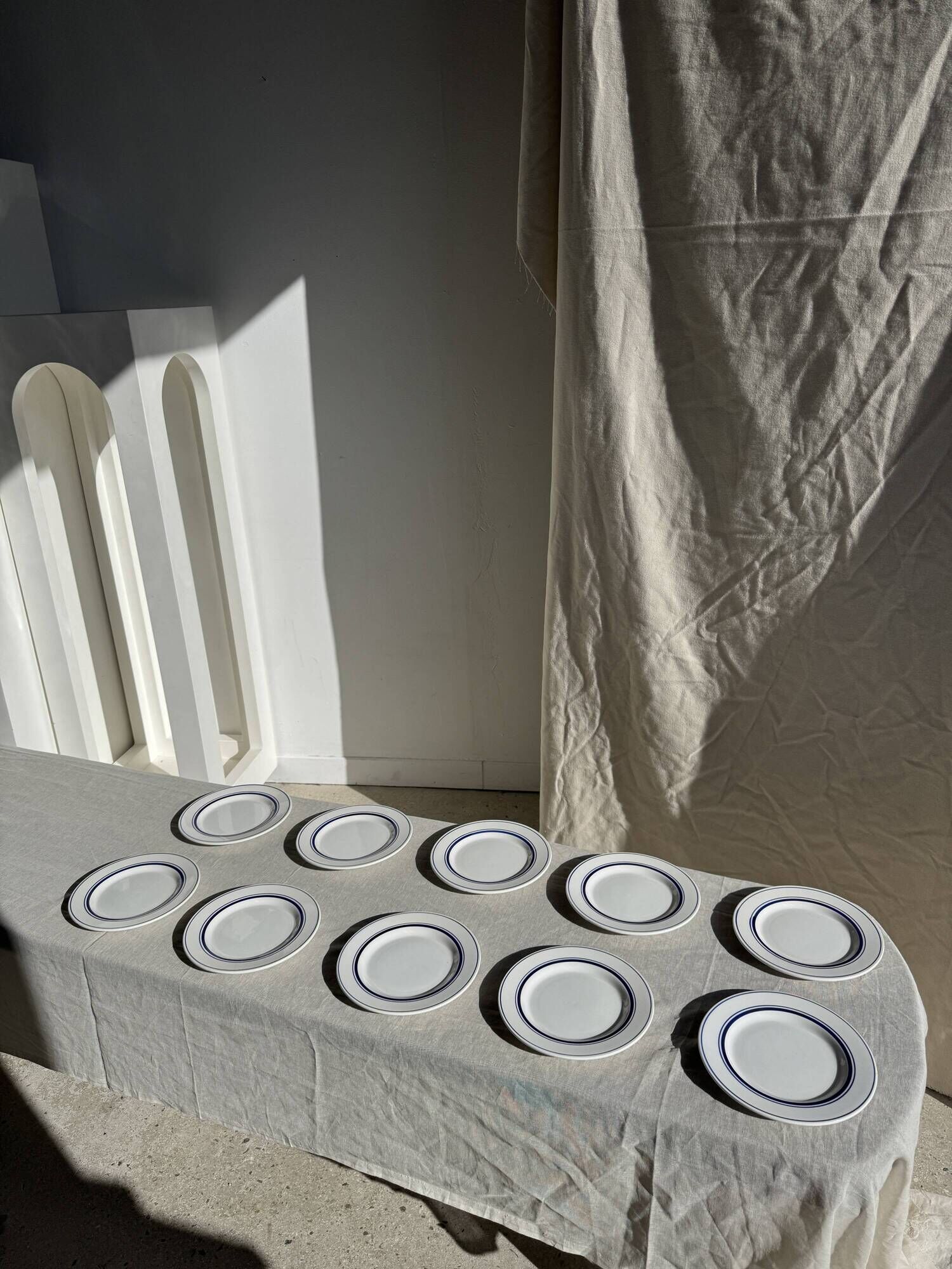 Set of 10 small dessert plates in Italian ceramic Total rim b