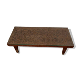 Table en bois sculptée style afro plateau en verre