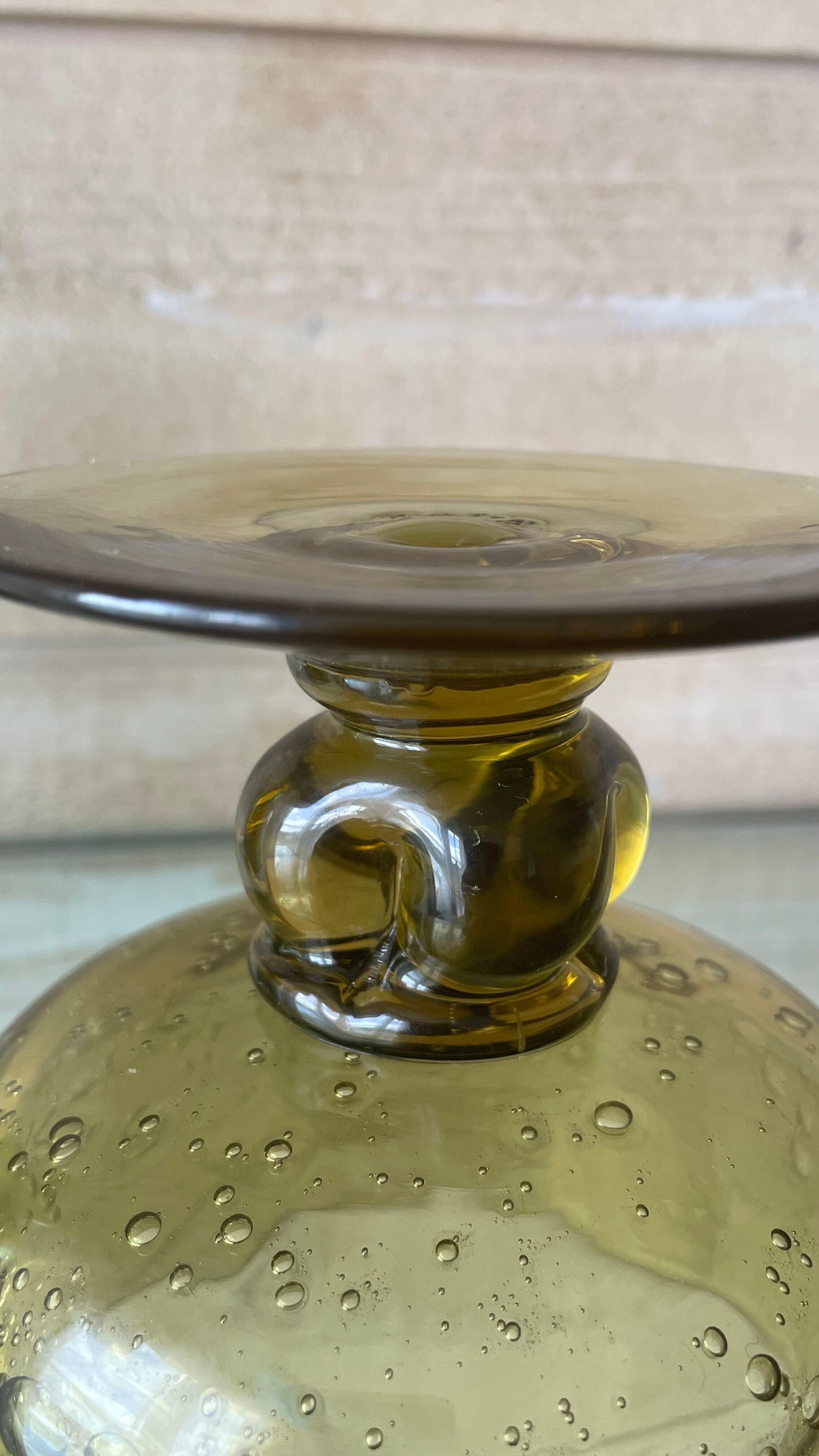 Glass - biot bowl in blown and bubbled glass