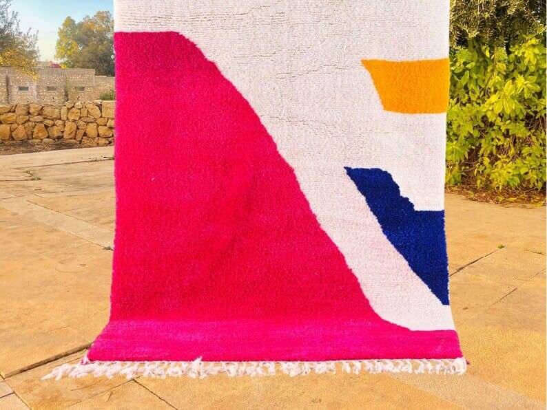 Moroccan Atlas Berber rug size 150 x 250 cm