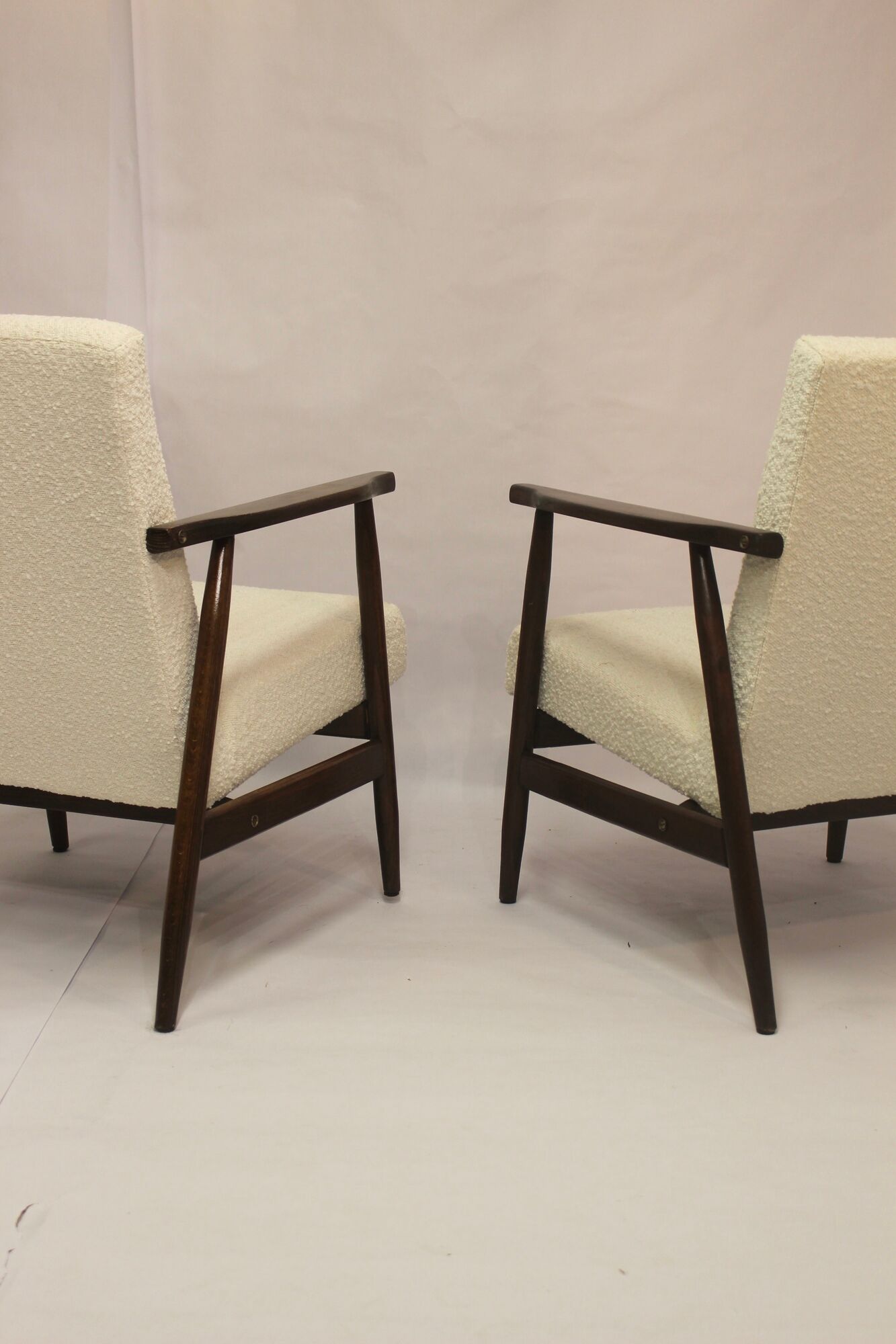 Pair of armchairs Henryk Lis 300-190 years 1970 fabric white buckle.