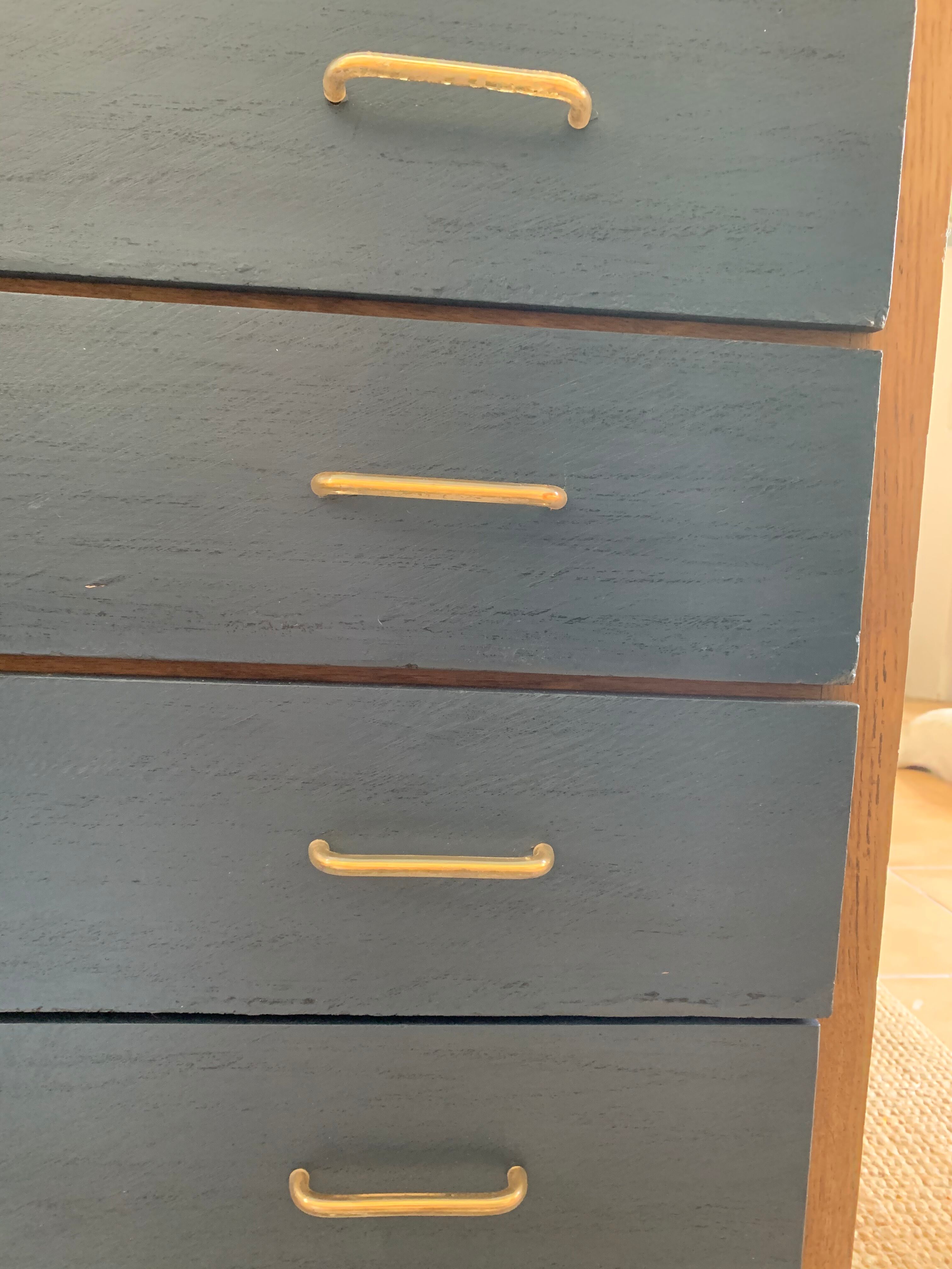 Vintage chest of drawers