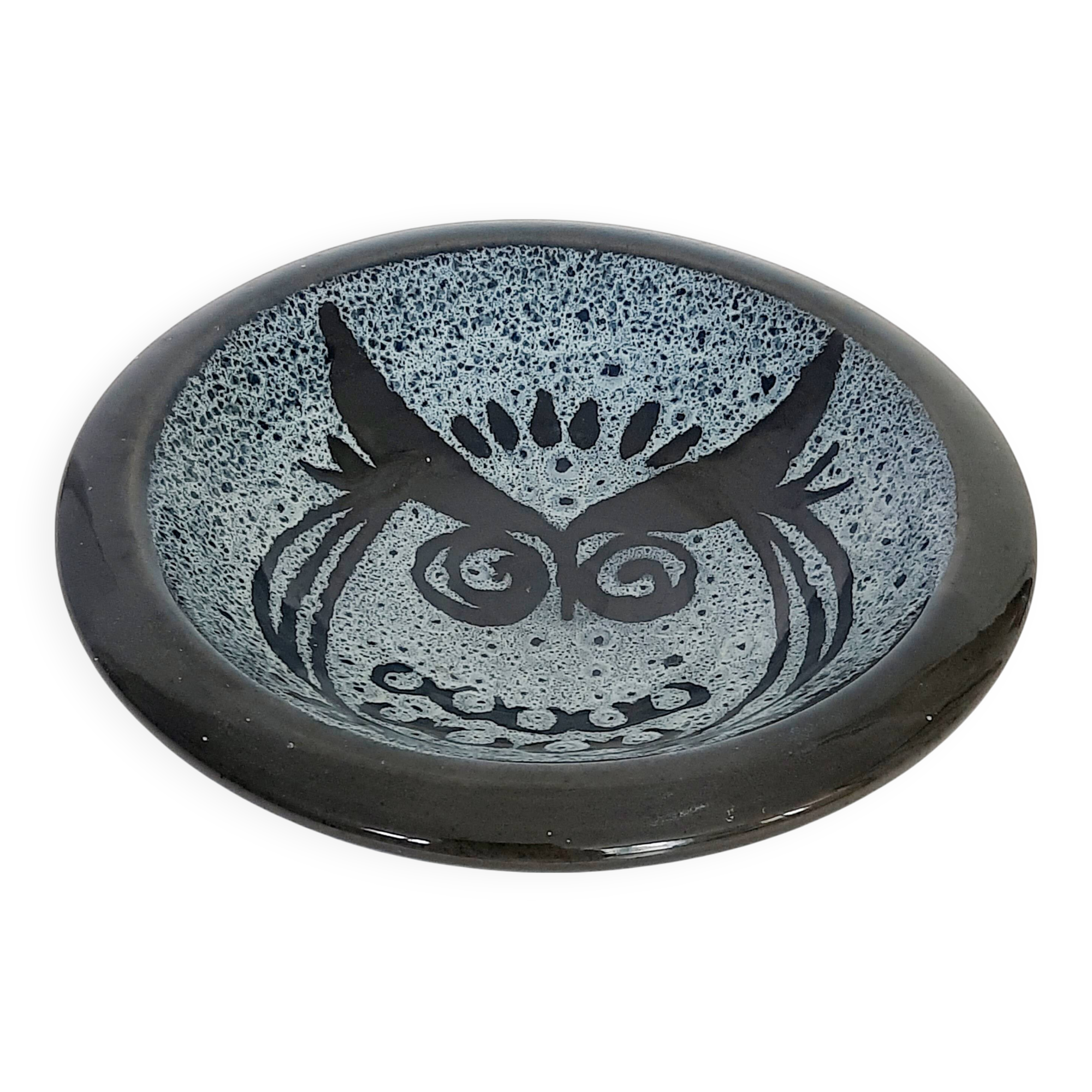 Pocket emptier by lotus pottery