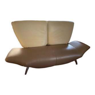 Leolux Tango electrified sofa