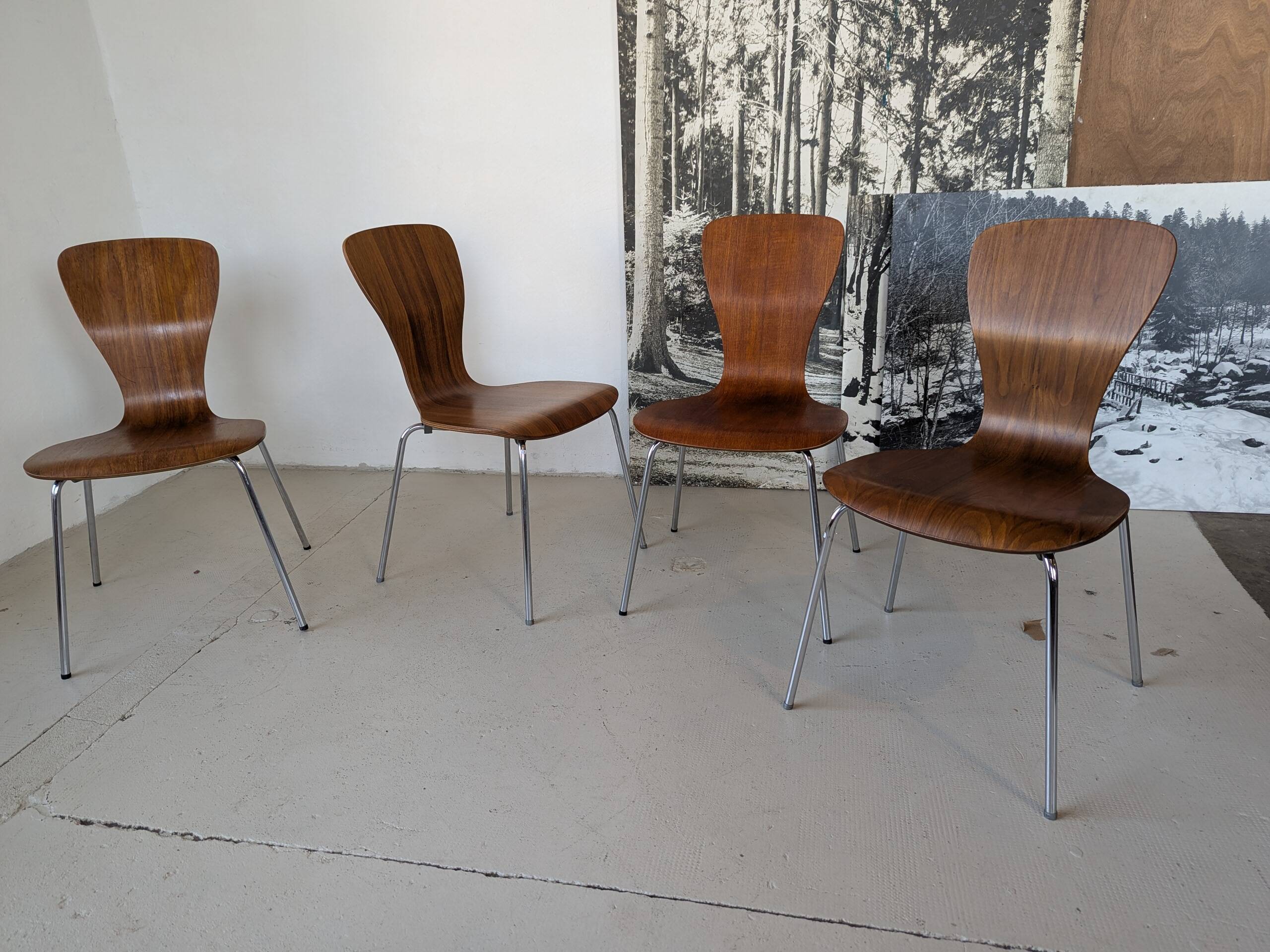 Paire de chaises de Tapio Wirkkala pour Asko, noyer