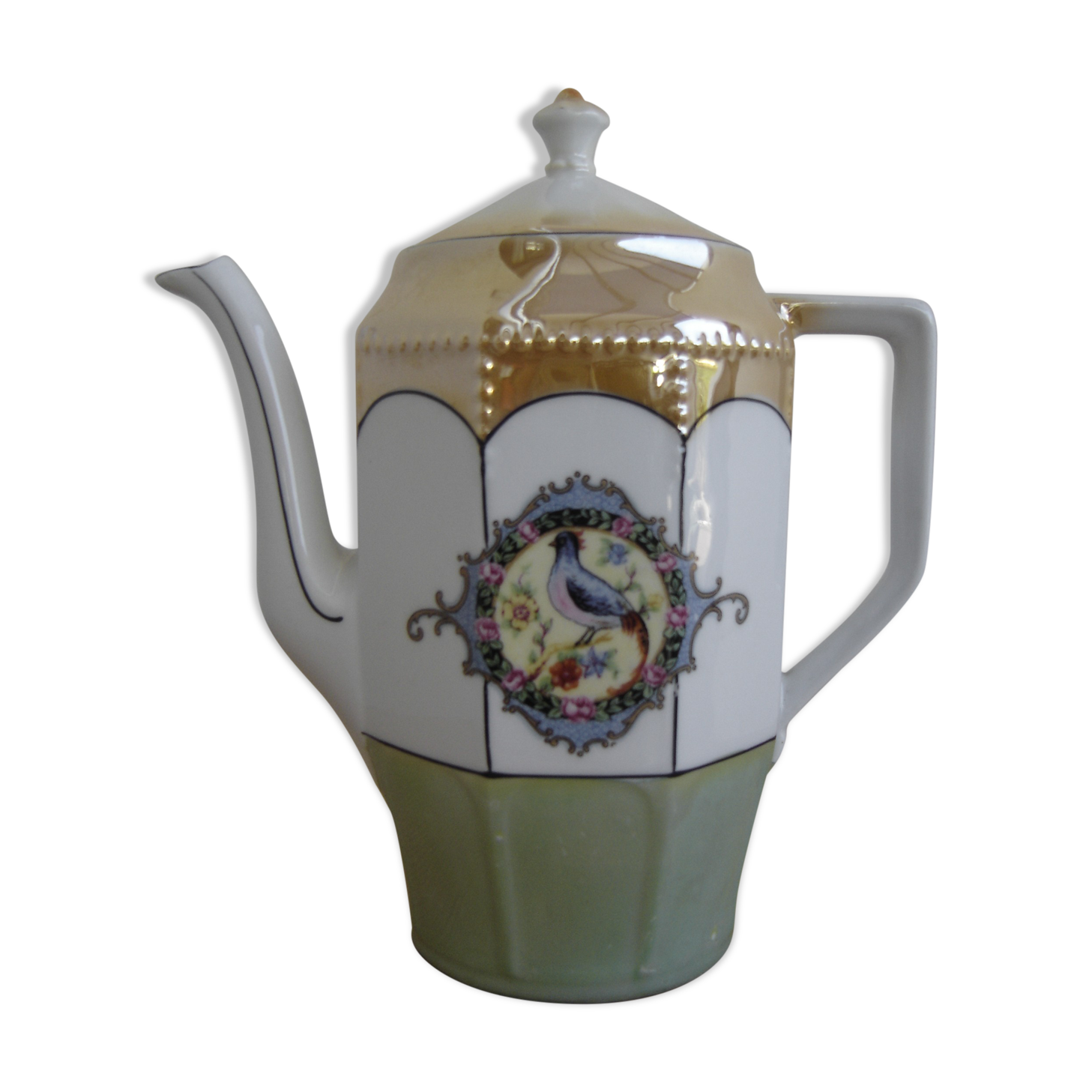 Fine porcelain coffee maker
