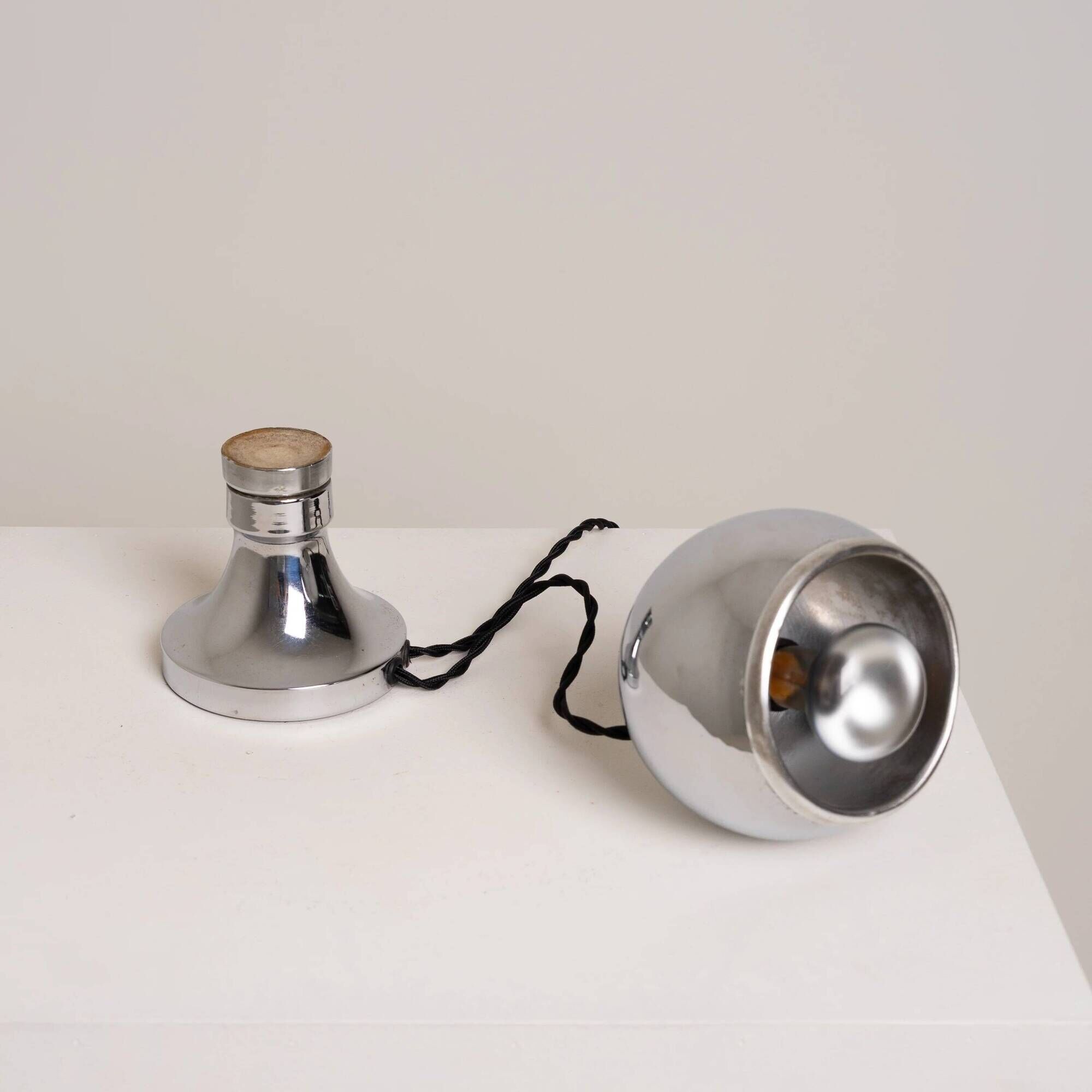 Magnetic Space Age Table Lamp