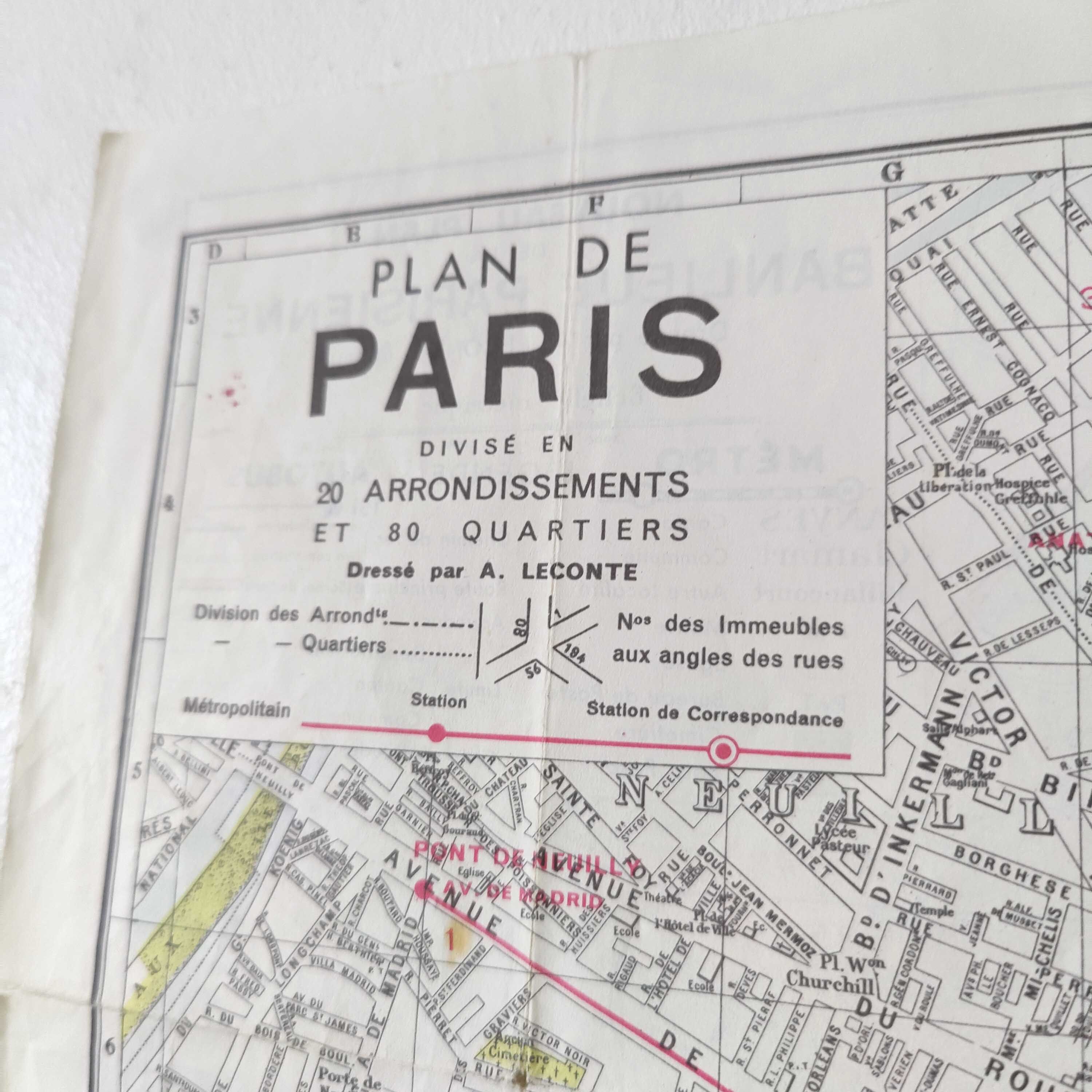 Vintage map 1970 Paris and its suburbs 75x55cm duplex