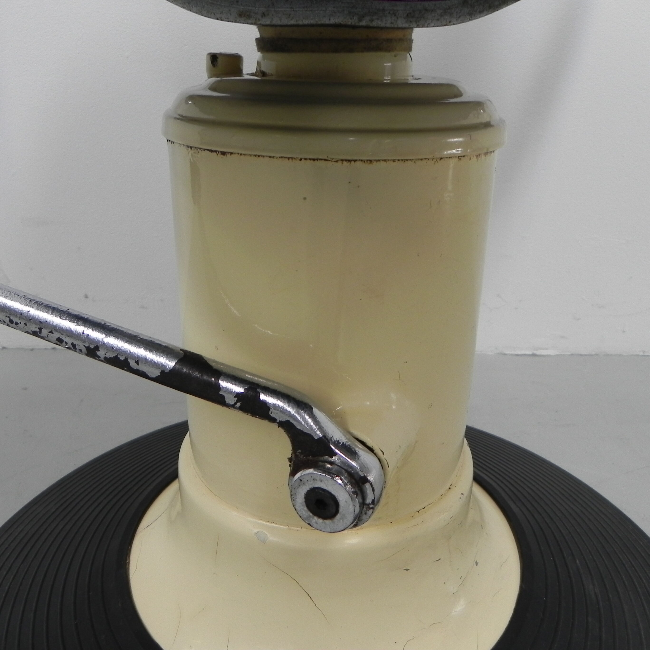 Vintage barber chair, barber chair Nubert