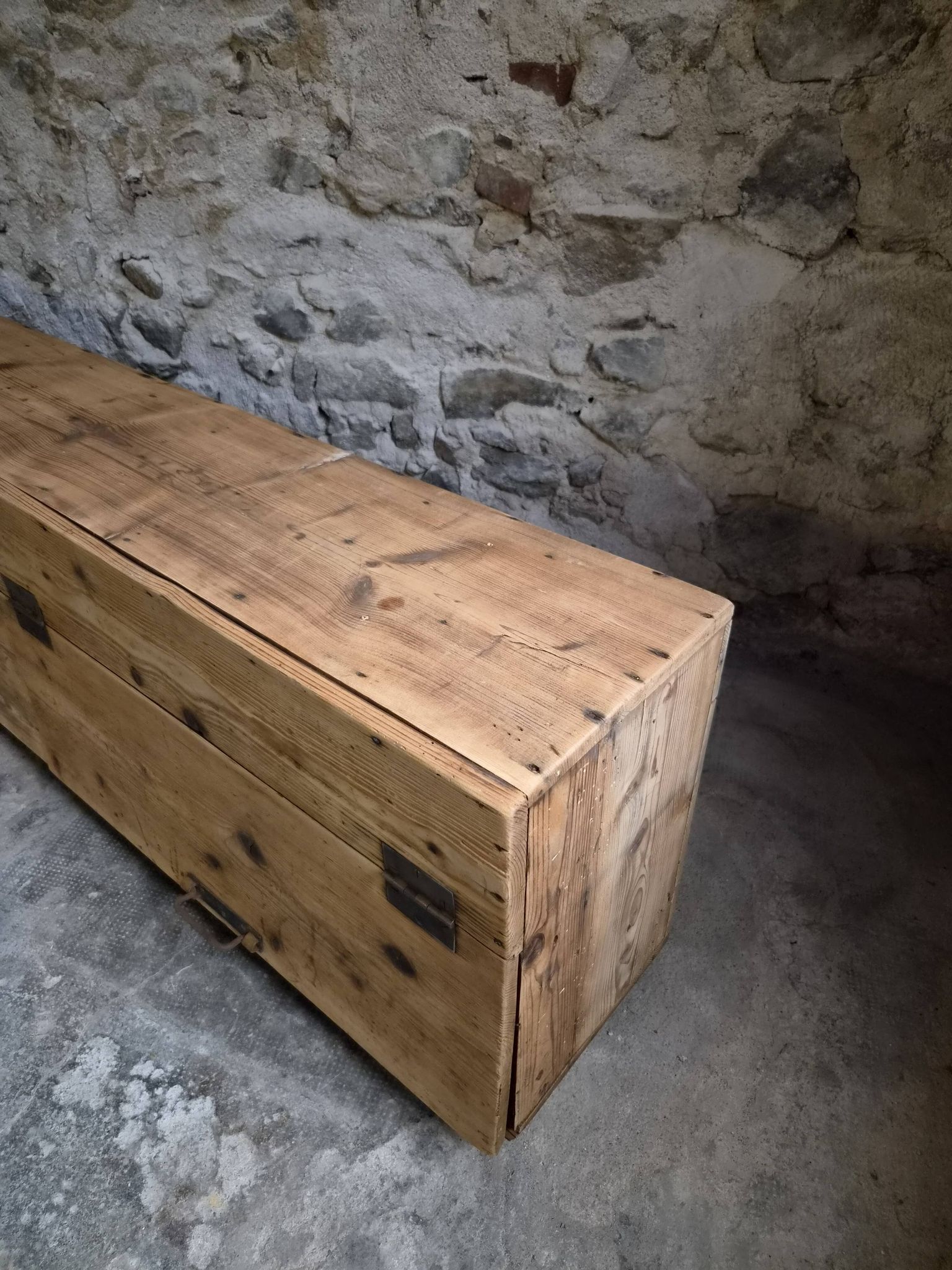 Old French industrial workshop furniture in pine / storage bench, circa 1880–1900