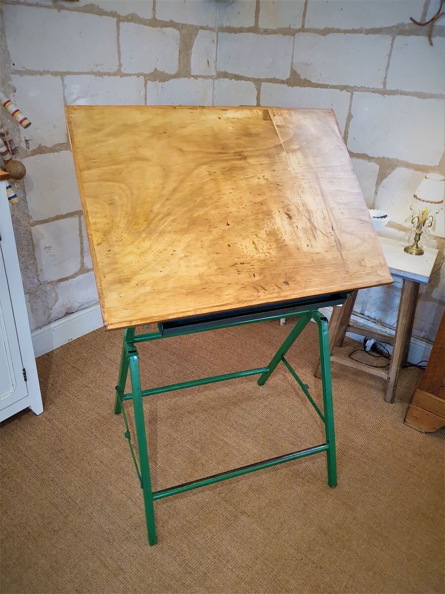 Industrial drawing table