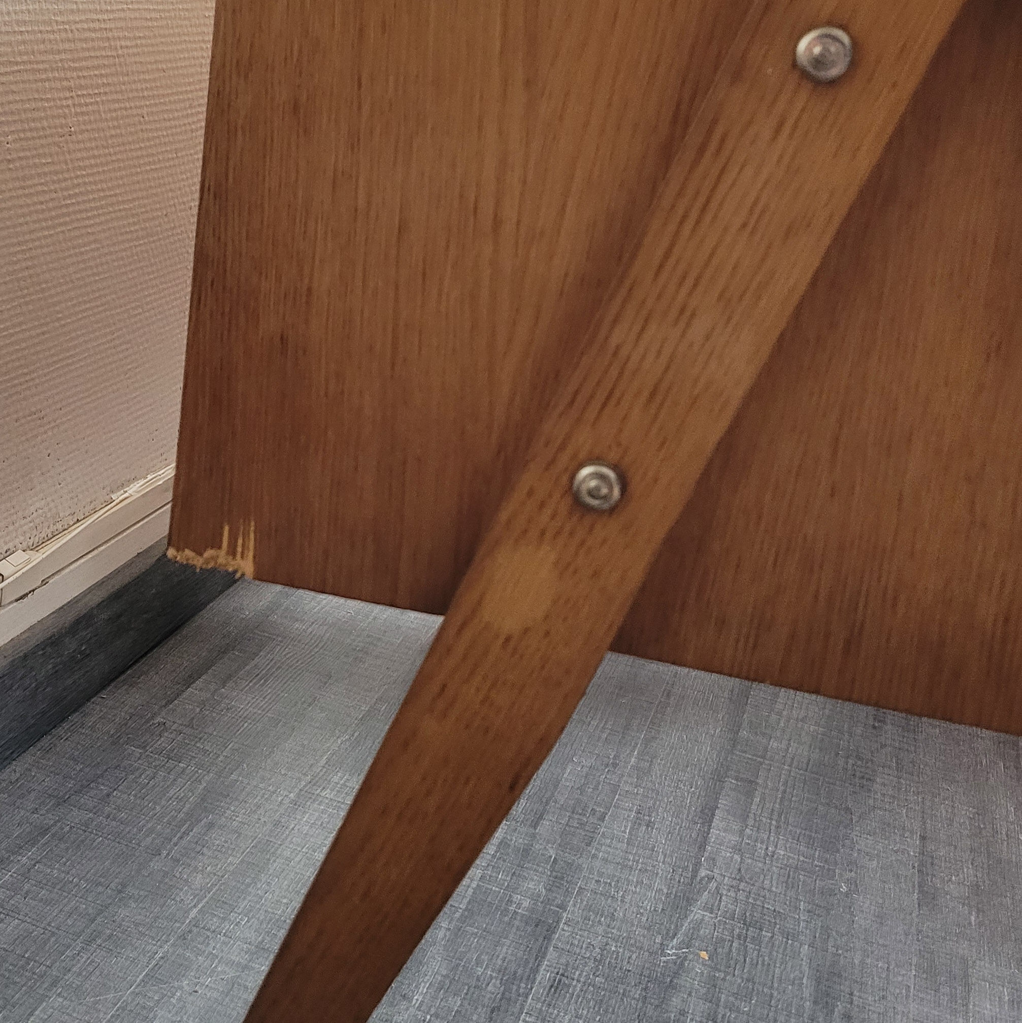 Scandinavian office 50s/60 feet compass