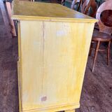 Yellow parisian buffet