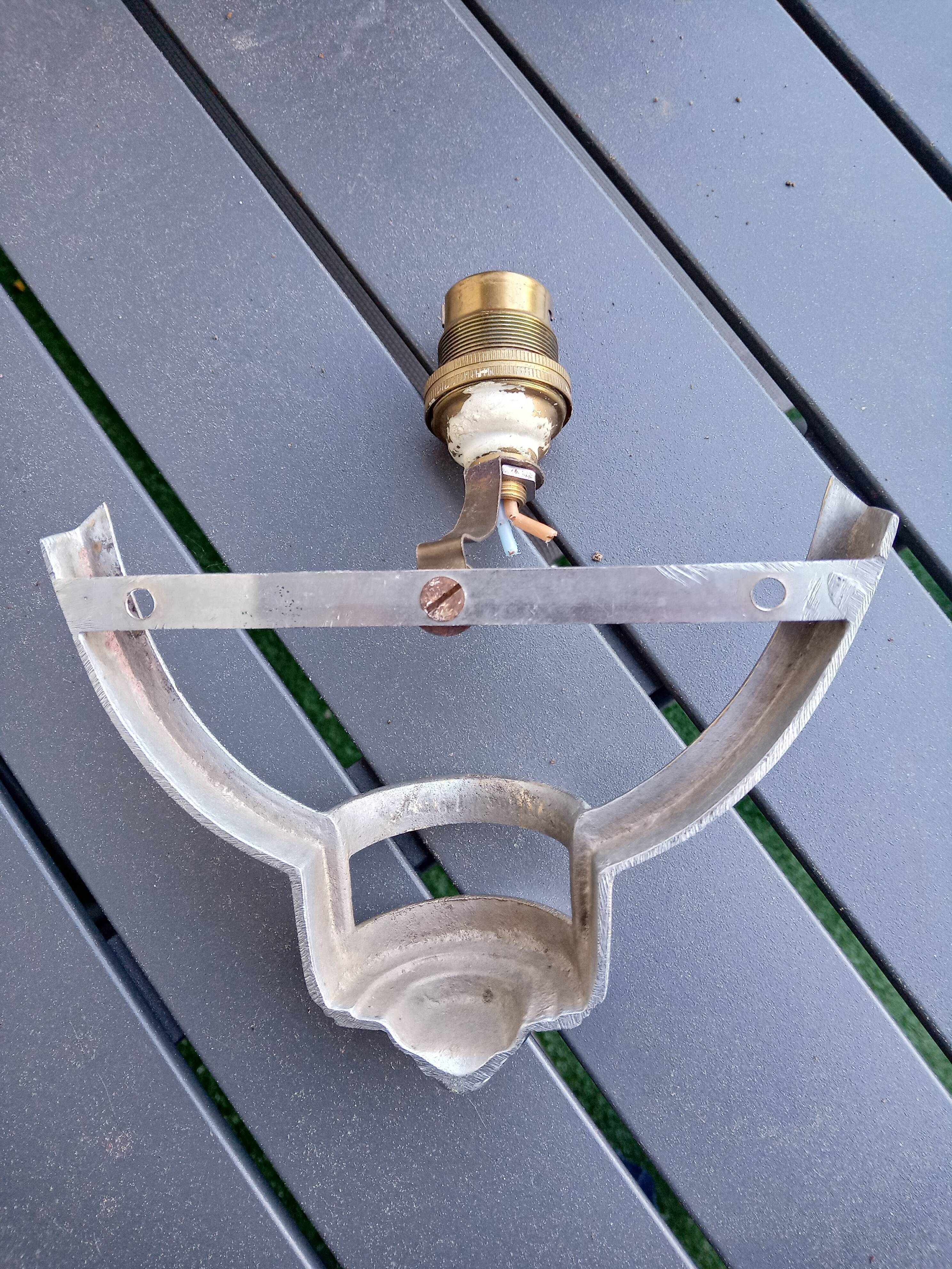 Art Deco wall lamp