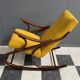 Rocking-chair en jaune par TON