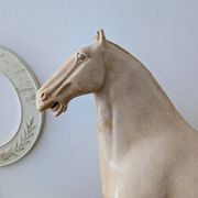 Grand cheval de style Tang en céramique craquelée  40 cm