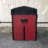 Old trunk