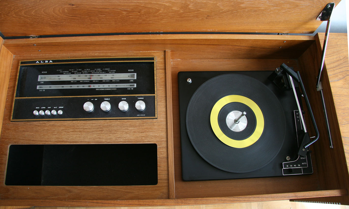 HIFI enfilade cabinet edition Alba 1960